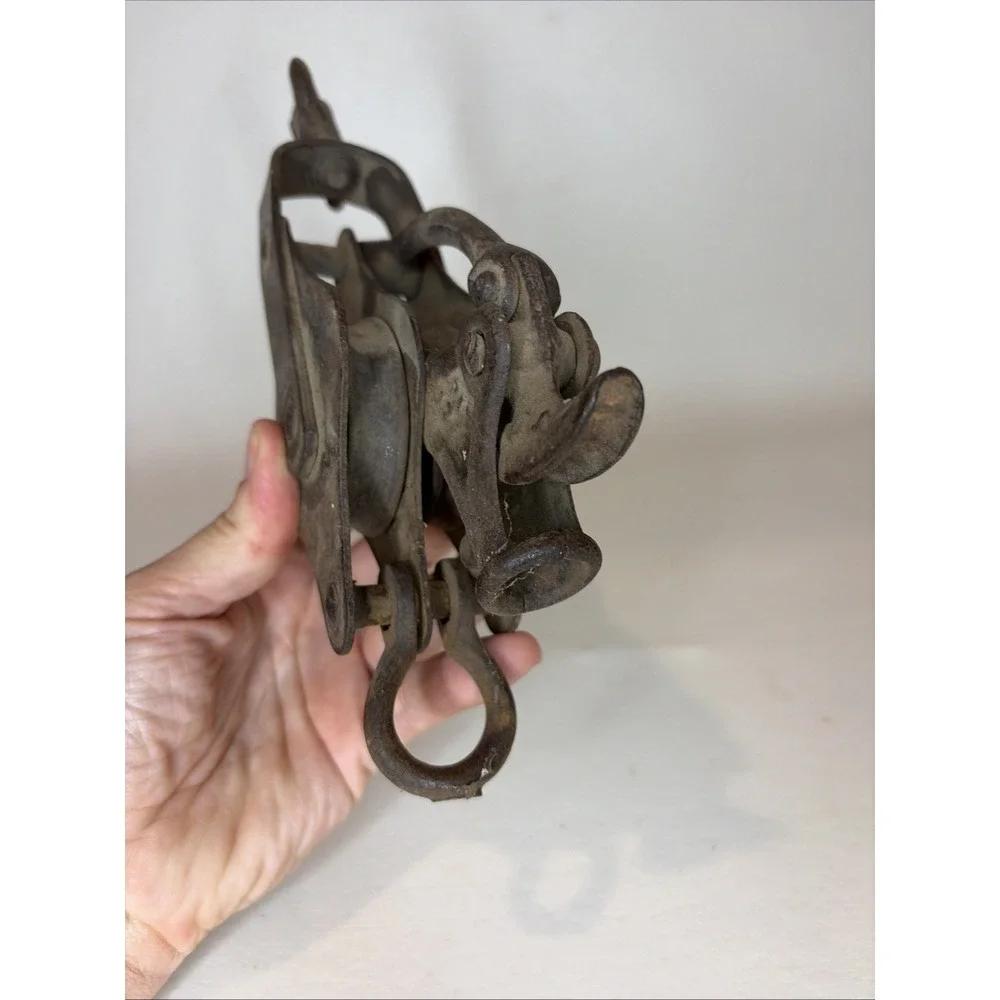 Vintage Pulley Come Along Hoist Ratchet